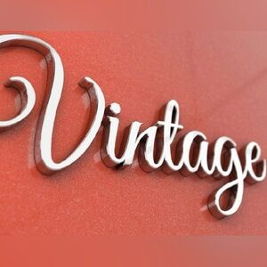Vintage / Antique / Retro